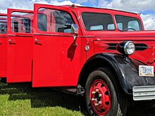 «Барбухайка» со множеством дверей. Странный автобус