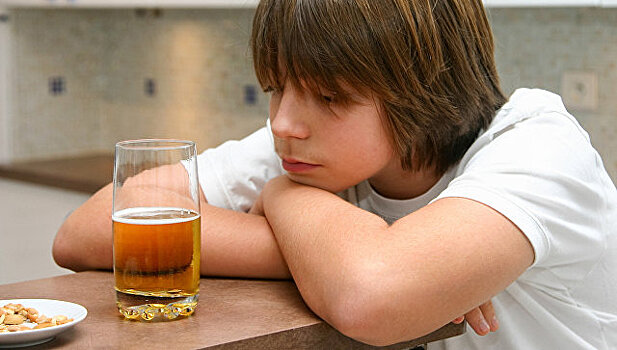 Плохо спящие дети чаще становятся алкоголиками и наркоманами