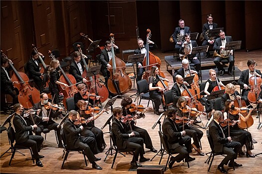 Новосибирский академический симфонический оркестр выступит в Москве