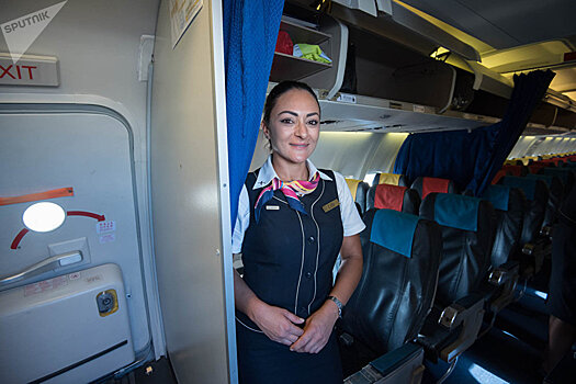 Армянская стюардесса: беременная пассажирка умерла, а ребенку дали мое имя