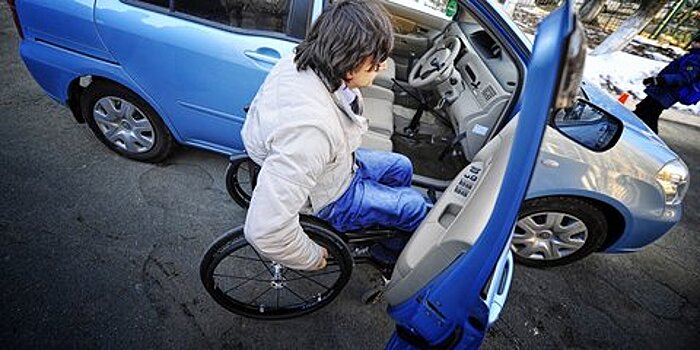 "Поначалу катался с опаской": люди с инвалидностью – о том, сложно ли было сесть за руль
