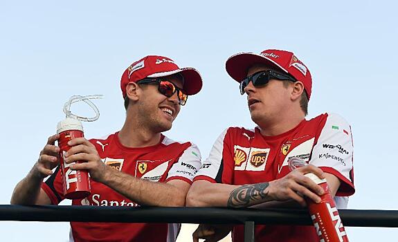 Райкконен поздравил Феттеля с днём рождения в рекламном ролике