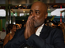 Бездомный художник продал картину за 23 тысячи долларов