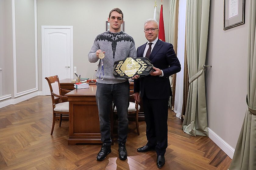 Марк Петровский получит квартиру в Красноярске за победу в чемпионате мира по боксу