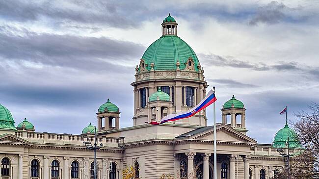 Сербские власти обвинили в поддержке Запада против России