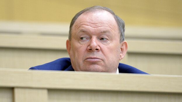 В Новосибирске задержали экс-сенатора и депутата Владимира Лаптева