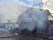 В Ленобласти загорелось здание общепита