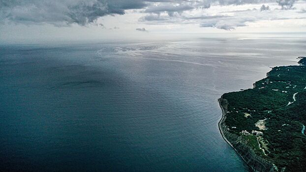 Эксперт по туризму рассказал, когда прогреется вода на курортах Черного моря