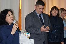 Директор «АиФ в Омске» Ольга Сурадеева наградила лучших почтальонов региона