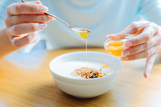 Можно ли заменить сахар на мед?