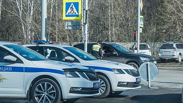 Водителей с большим стажем ожидает пересдача прав с 1 августа 2025: что нужно знать каждому