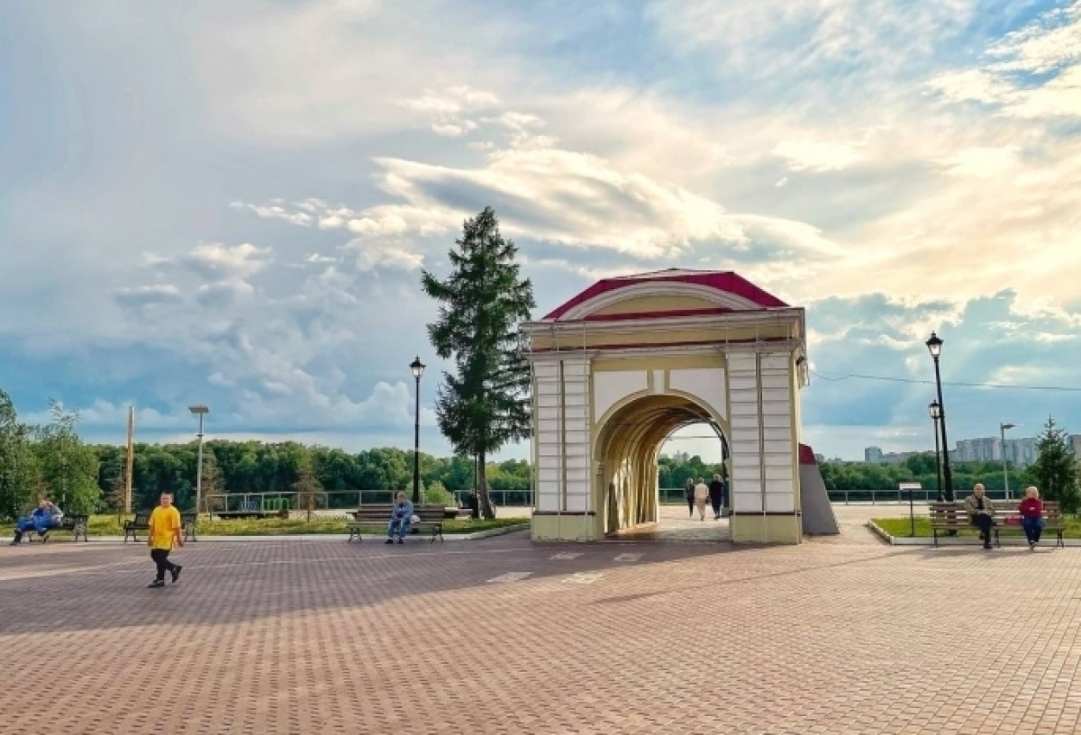 Ради благоустройства набережной у Омской крепости пересадят 375 деревьев и снесут 15 аварийных