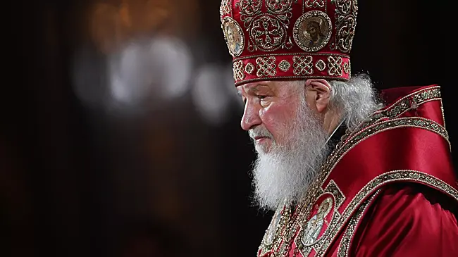 Патриарх Кирилл призвал не пытаться напугать его самолетами НАТО