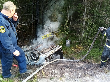 На севере Карелии в крупном ДТП погиб водитель в загоревшемся автомобиле