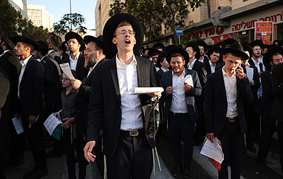 Ортодоксальные евреи вышли на акцию против призыва в армию в Иерусалиме