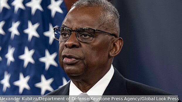 Министр обороны США вернулся к очной работе в Пентагоне