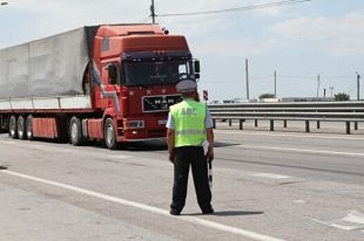 Движение большегрузных автомобилей ограничат в Приморье