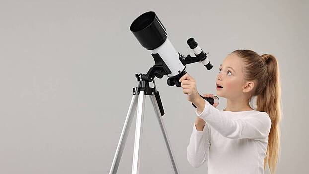 Яркое зеленое свечение: чем на самом деле был объект, пролетевший над Москвой и областью