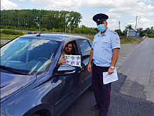 В Самарской области полицейские провели цикл мероприятий и акций по безопасности дорожного движения
