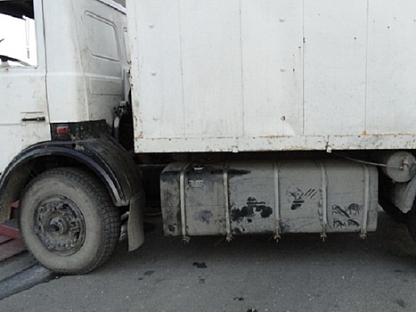 В Оренбуржье контрабандой пытались провезти бензин из Казахстана