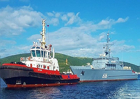 Новейший буксир "Андрей Степанов" прибыл на Камчатку Северным морским путем