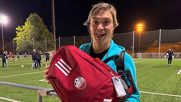 «Хихантес» Прокопа уступил xBuyer Team в 3-м туре Кингс Лиги. Российский игрок забил, но гол отменили из-за офсайда