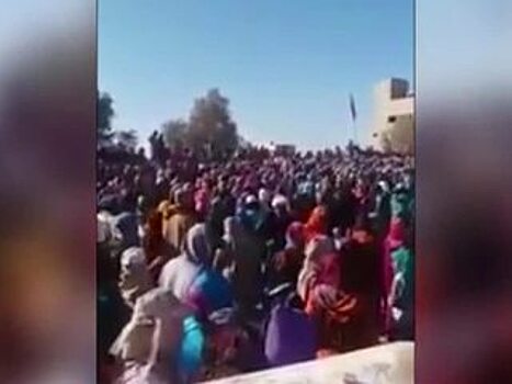 Жители Марокко задавили детей в очереди за едой