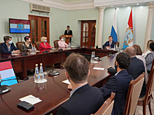 Дмитрий Азаров вручил Губернские премии лучшим работникам культуры и искусства