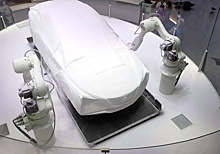 Прототип электрокроссовера Nissan вырезают «танцующие» роботы