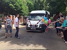 Сотрудник дорожной службы перекрыл дорогу в Видном ради свадьбы соседа