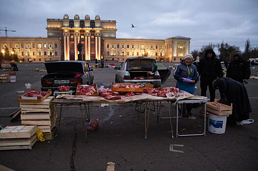 Россияне стали есть меньше мяса и больше картошки