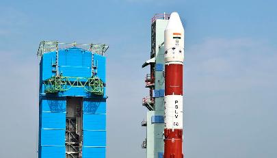 Индия запустила ракету-носитель с девятью спутниками на борту