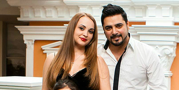 Солист группы «Корни» Александр Бердников крестил дочерей
