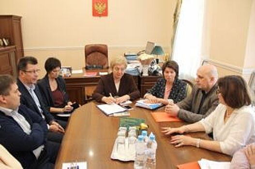Вера Емельянова: Вопрос привлечения в регион врачей до сих пор актуален