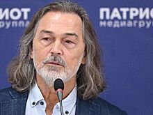 Художник Никас Сафронов рассказал о «завалившем» Серова приятеле