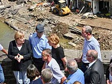 «Нет слов»: Меркель пришла в ужас от последствий наводнений в Германии