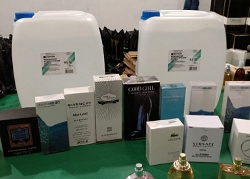 Более 20 тыс. флаконов поддельной парфюмерии обнаружено в Щелковском районе Подмосковья