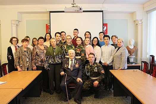 В Колледже «Царицыно» прошла встреча с ветеранами