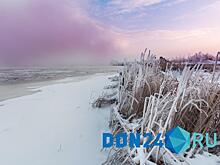 Ростовскую область начало засыпать снегом