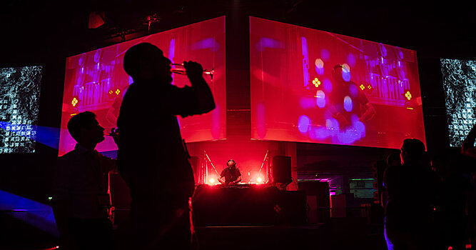 Der Spiegel (Германия): русский диджей и многомиллионная афера