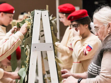 Красногорские юнармейцы сплели маскировочные сети для военнослужащих