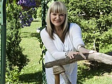 Певица Маргарита Суханкина встретилась с контрактниками в Едином пункте отбора на военную службу в Москве