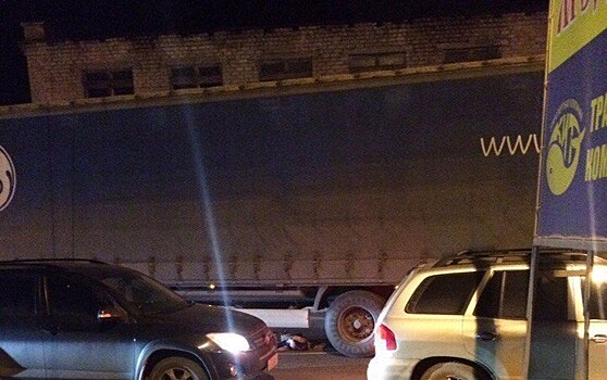 В Ленинском районе водитель грузовика переехал пешехода
