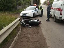 В Балаковском районе подросток на скутере врезался в иномарку