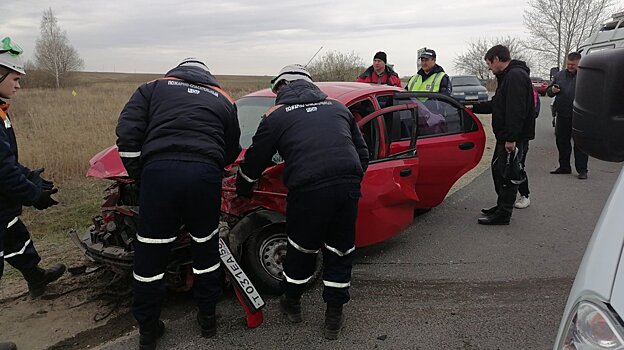 В Пензенском районе столкнулись Chevrolet и КамАЗ, ранены женщины