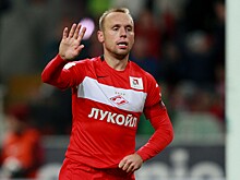 "Спартак" поздравил Глушакова с юбилеем