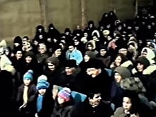 Дискотека 90-х: Зухра Шарифуллина выступает на агитационном концерте в Сибири