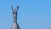 В Киеве переименуют советский монумент «Родина-мать»