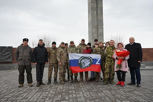 В Оренбуржье с СВО вернулся отряд казаков-добровольцев