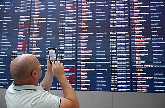 Авиакомпании не всегда могут обеспечить питание и гостиницу при массовых сбоях